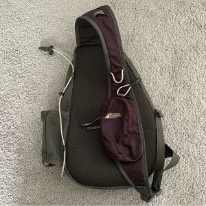 Mountain Equipment Coop (MEC) // Small sling shoulder backpack